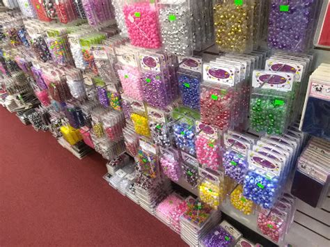 makeup store 30038